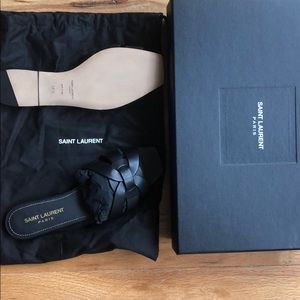 Saint Laurent nu pieds in black leather